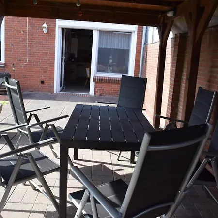 Hafenhauschen Nr 18 Holiday home *
